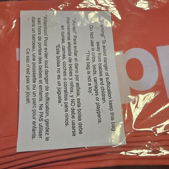 Tupperware table cloth - Picture 3 of 7